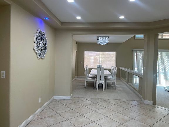 5th image of 8757 Castle Hill Ave