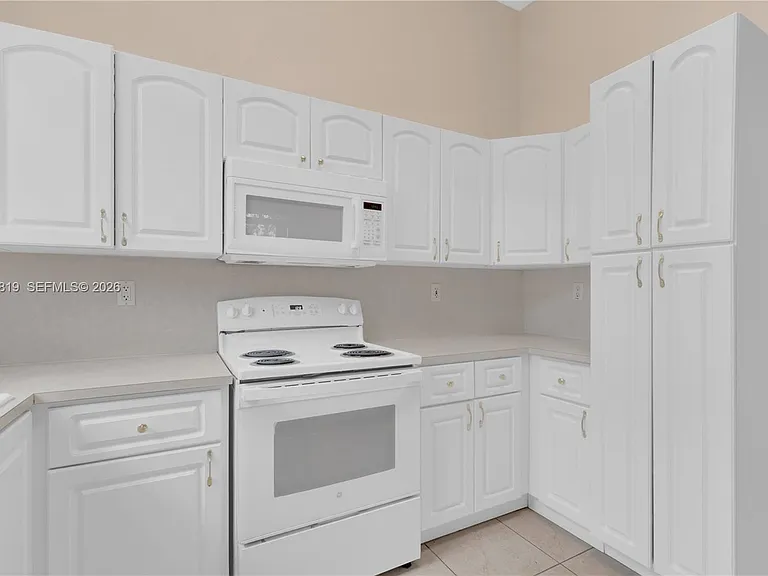 15339 SW 32nd Ter — Photo 16