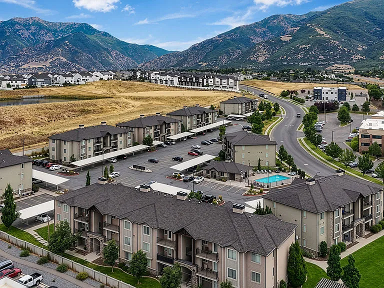 Eastgate at Greyhawk — Photo 5