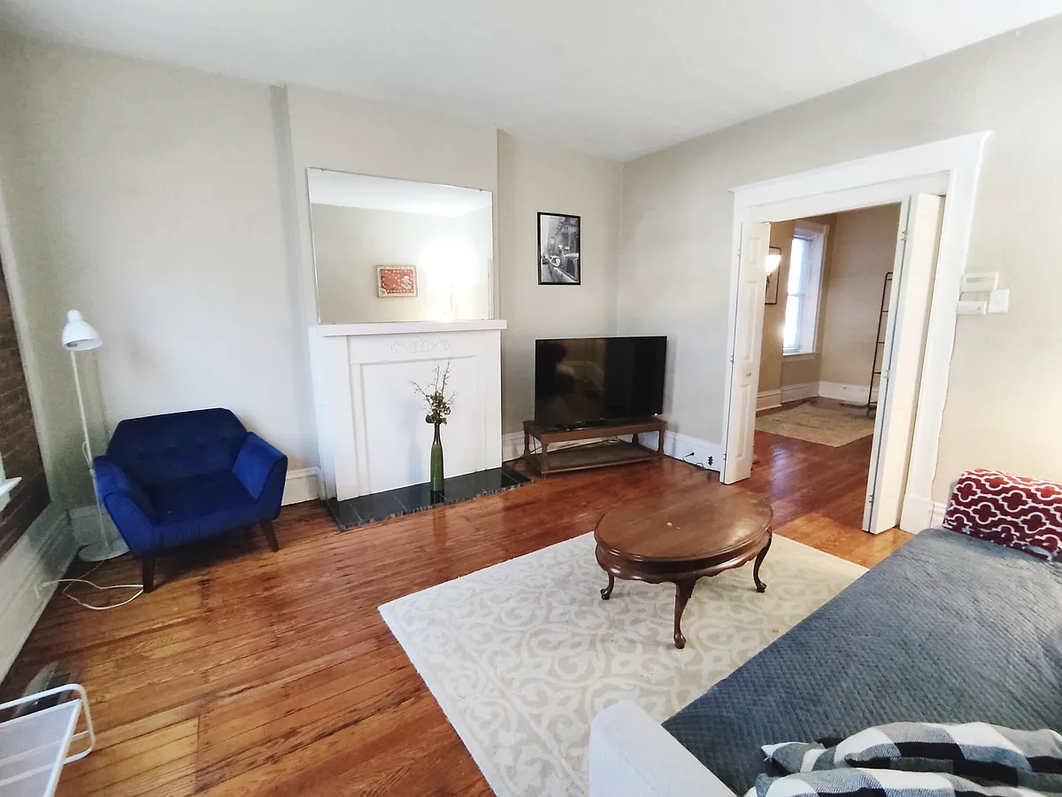 Building Photo - 4440 Chouteau Ave #1F