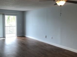 205 116th Ave APT 4, Treasure Island, FL 33706
