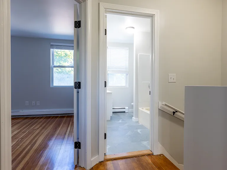 40 N Spooner St — Photo 11