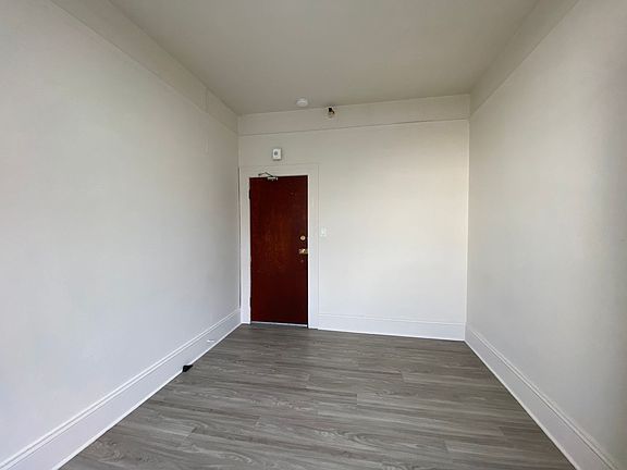 5th image of 705 Broadway #29