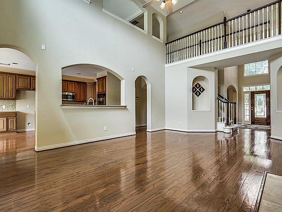 3rd image of 3222 Southford Manor Ln
