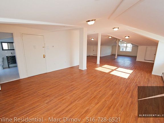 4th image of 2628 12th St