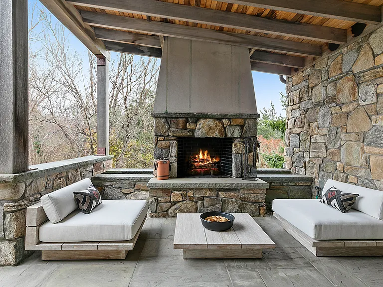 14 Harbor Ln — Photo 11