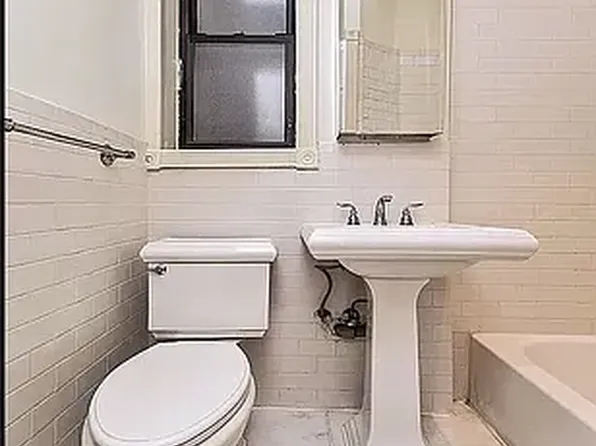 332 East 71st Street image 5 of 5