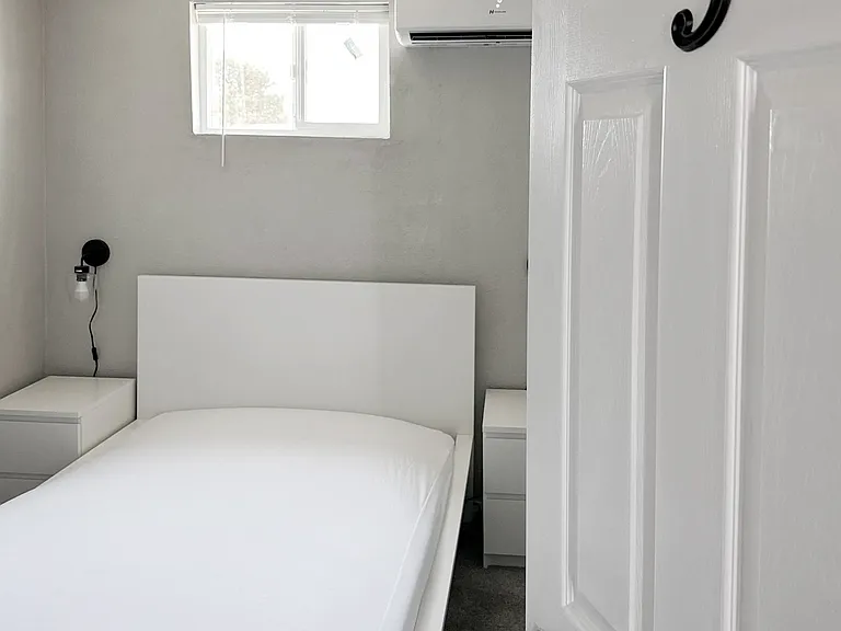 Cory Pl — Photo 1