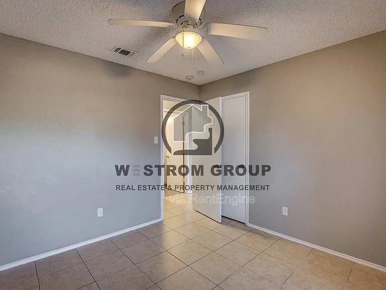 420 Revolution Ln — Photo 19