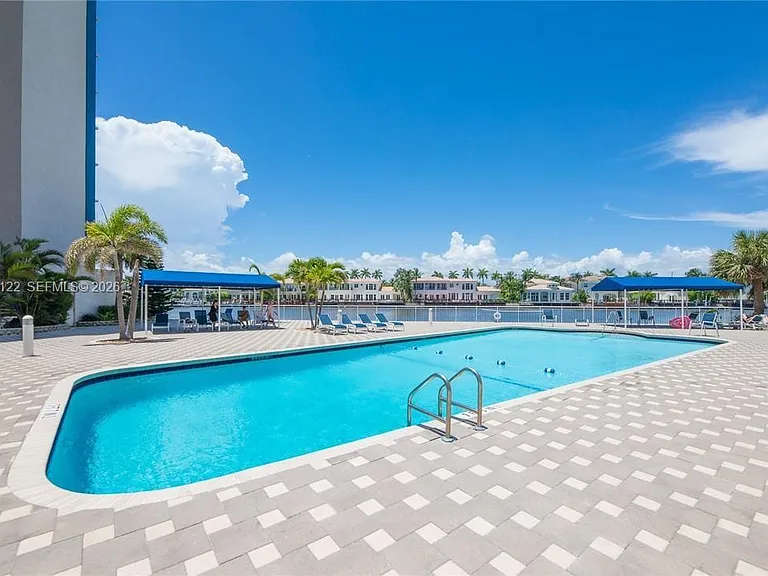 1500 S Ocean Dr #17E — Photo 36