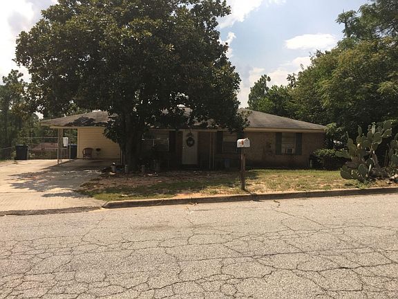 2nd image of 2367 Amsterdam Dr