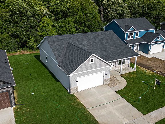3rd image of 3716 Tanglewood Pl