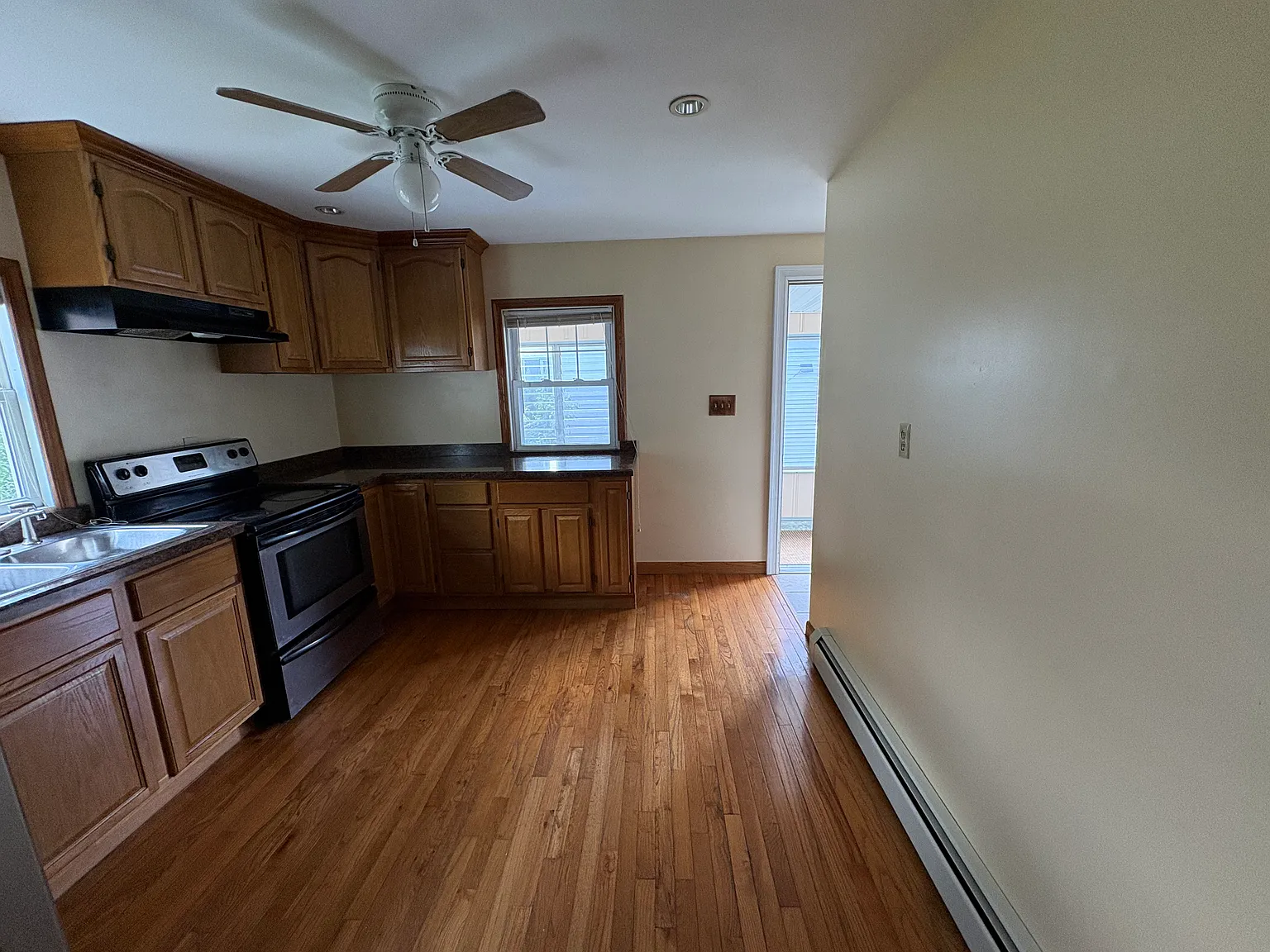 2 bed, 780 sqft, $2,090 — Photo 4