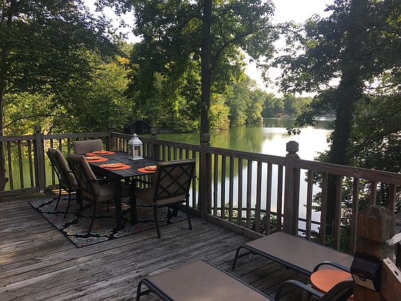 Beautiful deck view!