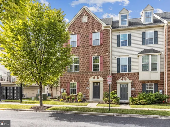 5317 Davis Point Ln, Greenbelt, MD 20770