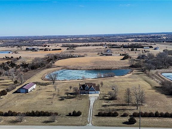 3rd image of 11755 Waverly Rd