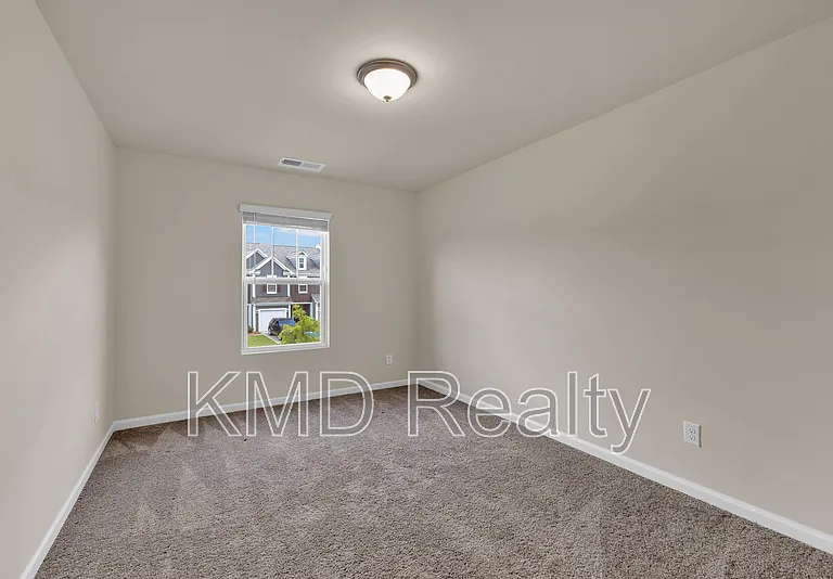 2777 Yeager Dr — Photo 10