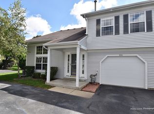 581 East Ave, Streamwood, IL