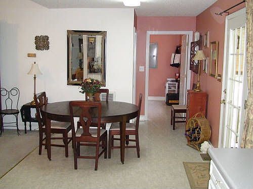 Dining Area leads to Laundry Room