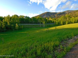 6 W Elkhorn Dr, Thayne, WY 83127