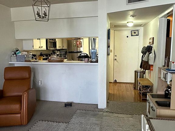3rd image of 3930 S Roosevelt Blvd APT S113