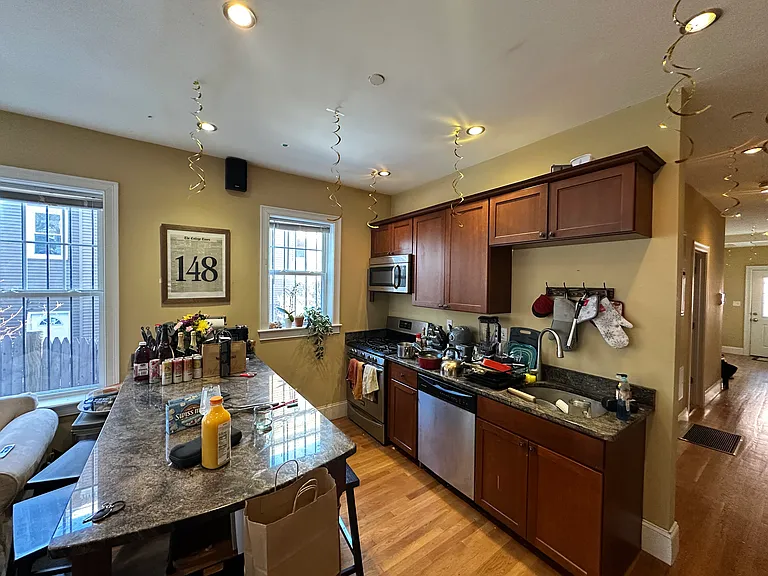 148 Hillside St #3 — Photo 5