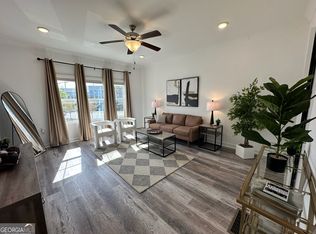 2041 Ocean Dr NW, Atlanta, GA 30318