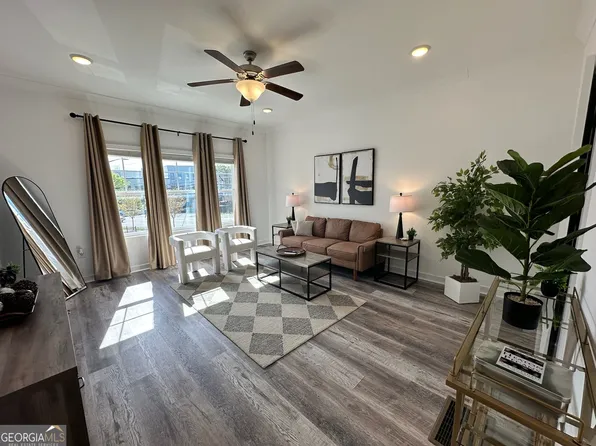2041 Ocean Dr NW, Atlanta, GA 30318