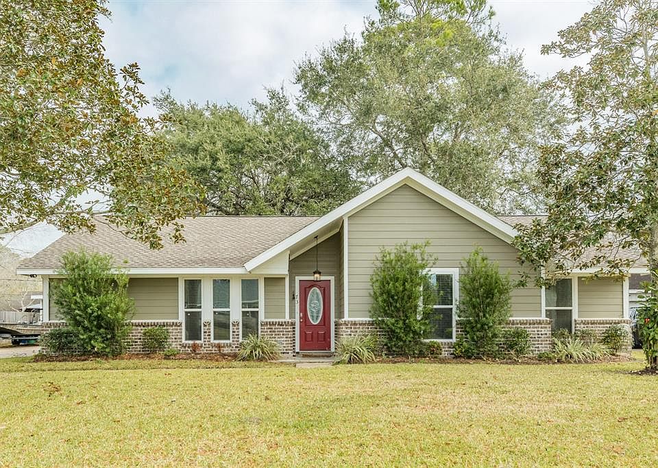 1st image of 73 Briar Oak Ct