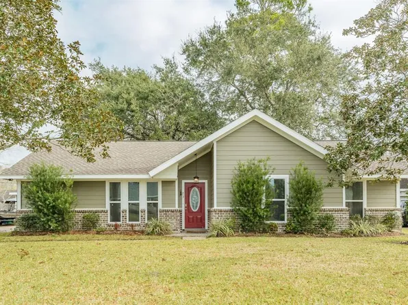 73 Briar Oak Ct, Alvin, TX 77511