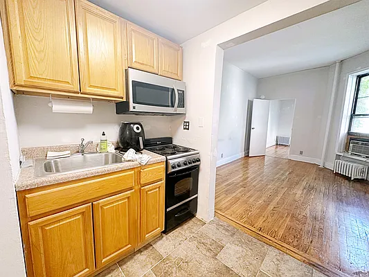 Rented by Living New York | media 8