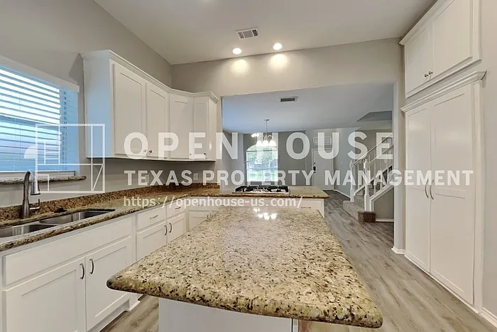 16819 Kettle Creek Dr — Photo 5