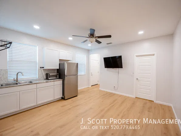 1270 W Carlsbad Dr #2, San Tan Valley, AZ 85140