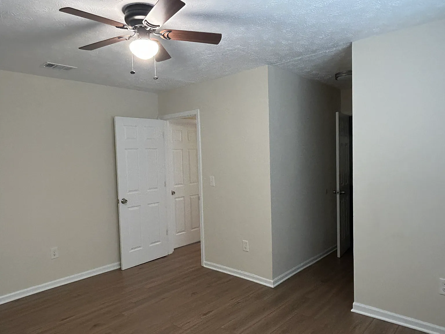 2 bed, 1092 sqft, $1,375 — Photo 4