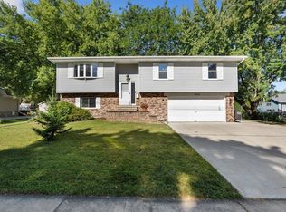 624 N Page St, Stoughton, WI 53589