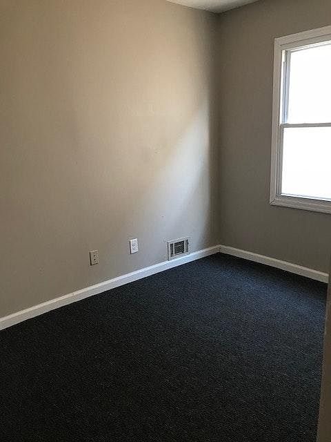 2nd image of 173 12th Ave