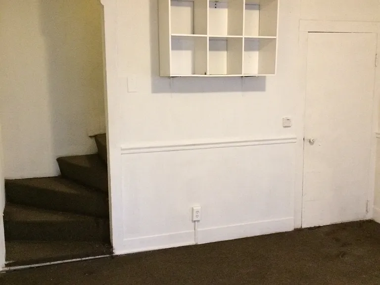 508 W Clinton St — Photo 10