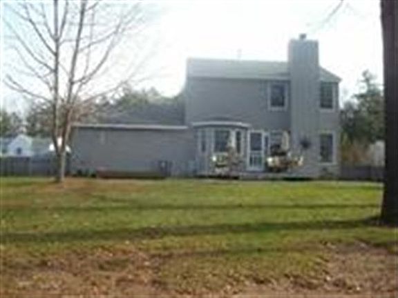 3rd image of 444 Franklin St