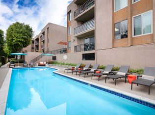 Burbank Gardens, Van Nuys, CA 91411