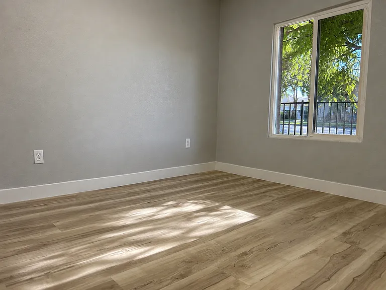 1808 Coolidge St — Photo 7