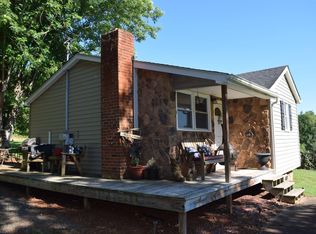 206 Gardner Rd, Barren Springs, VA 24313