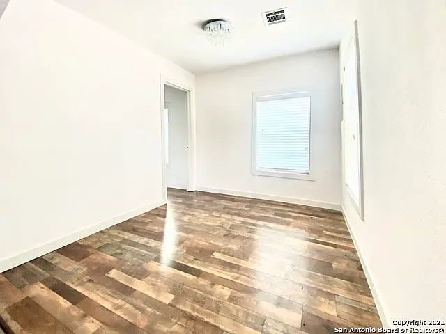 3237 Colima St — Photo 8