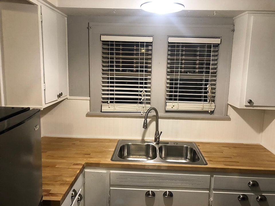 1st image of 2211 Cumberland St #2