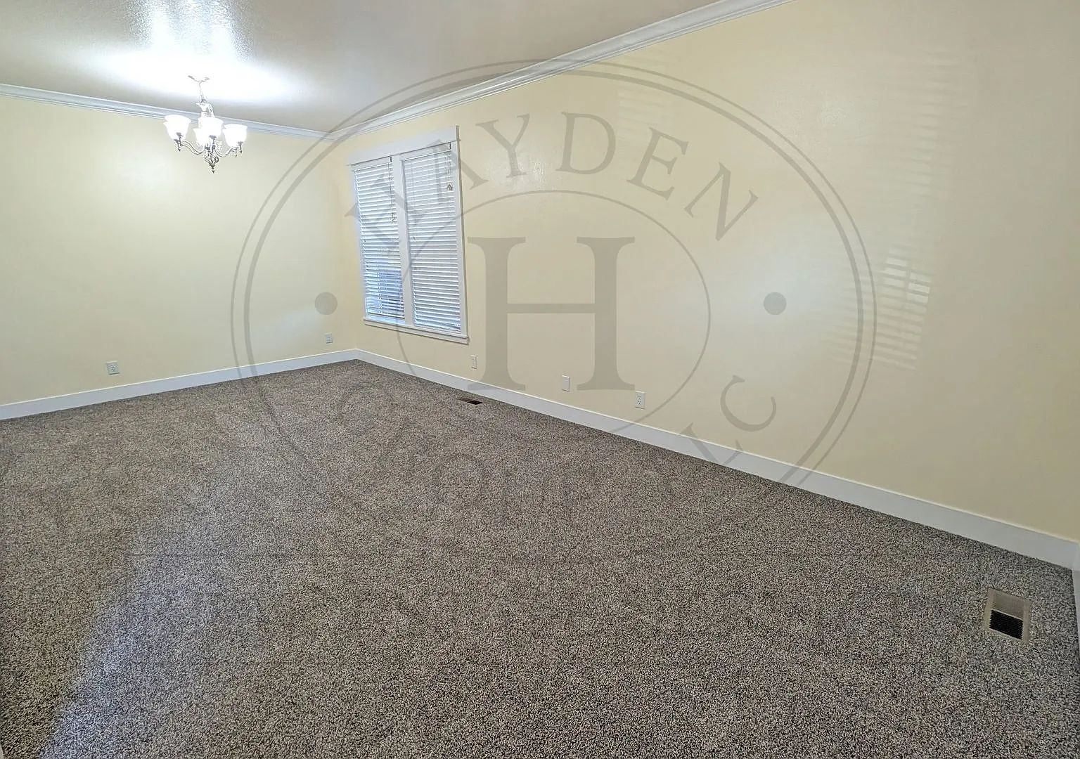 Beautiful 5-bedroom in Bethany — Photo 4