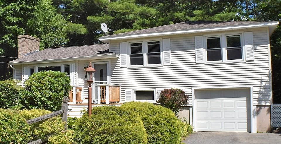 1st image of 36 Sherwood Hill Dr