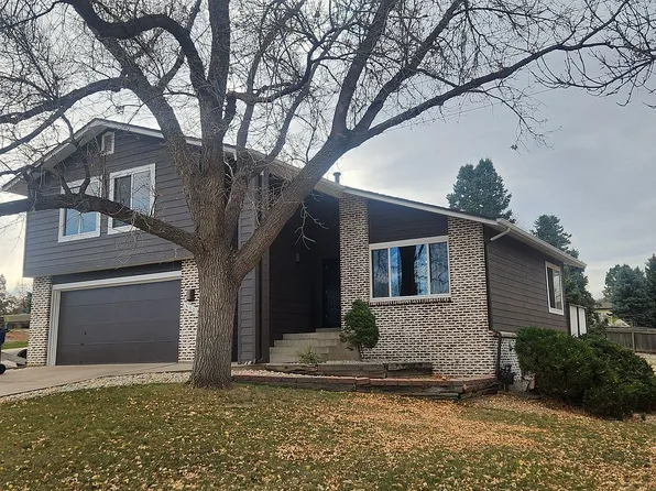 6709 E Lake Cir, Centennial, CO 80111