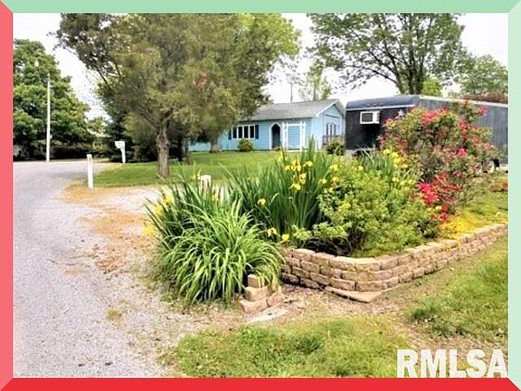 4th image of 135 Evergreen Dr