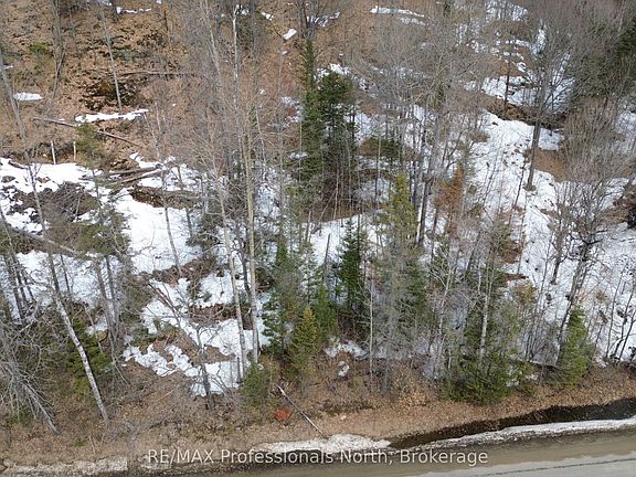 3rd image of 0 Trappers Trail Rd