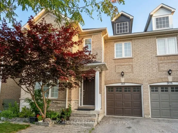369 Kwapis Blvd, Newmarket, ON L3X 3H1