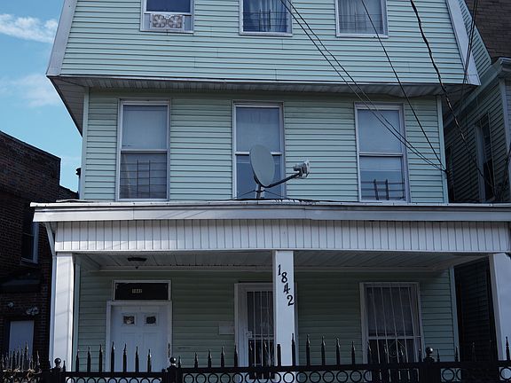 2nd image of 1842 Harrison Ave